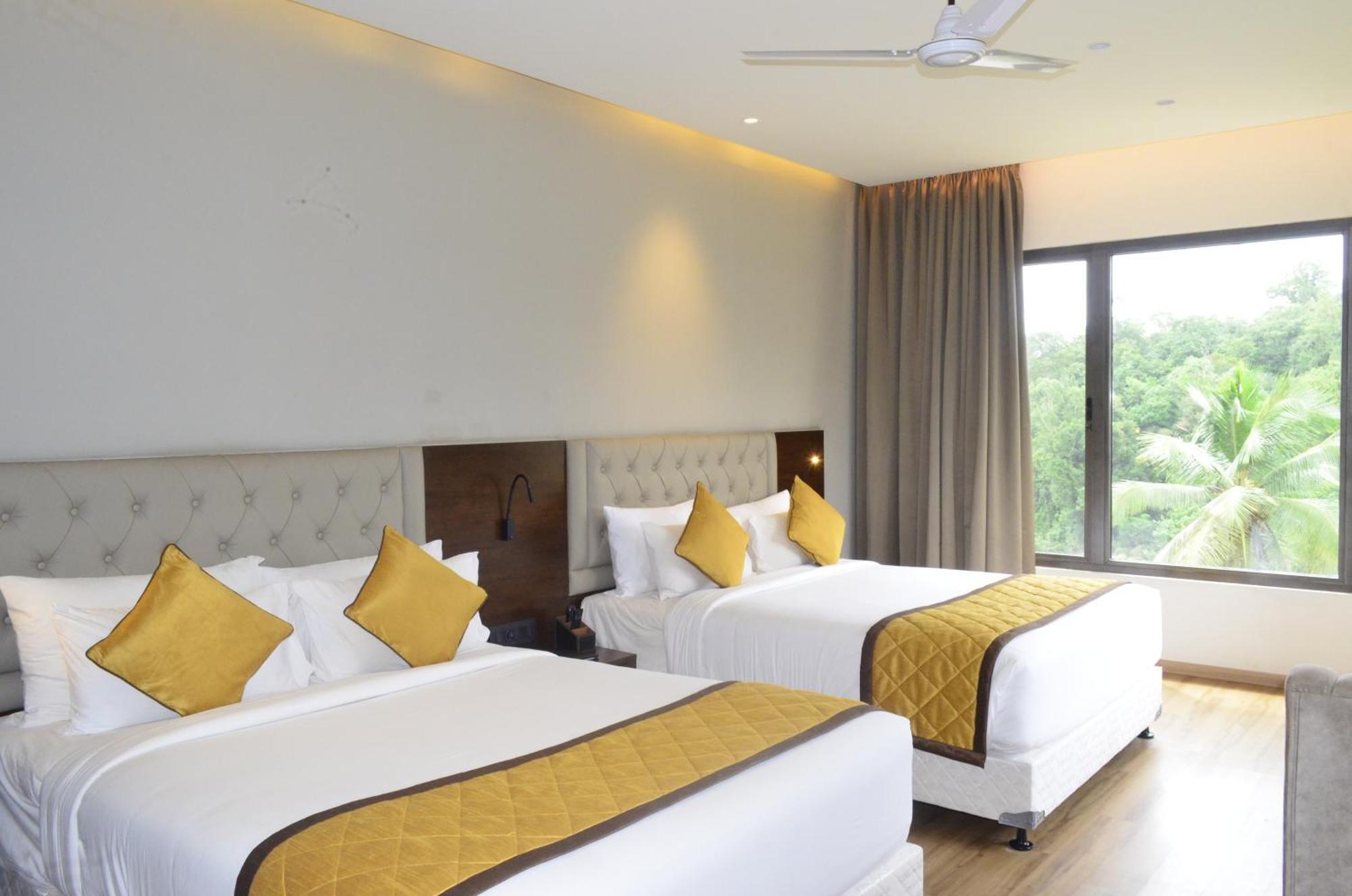 The Aurum Subrahmanya ภายนอก รูปภาพ