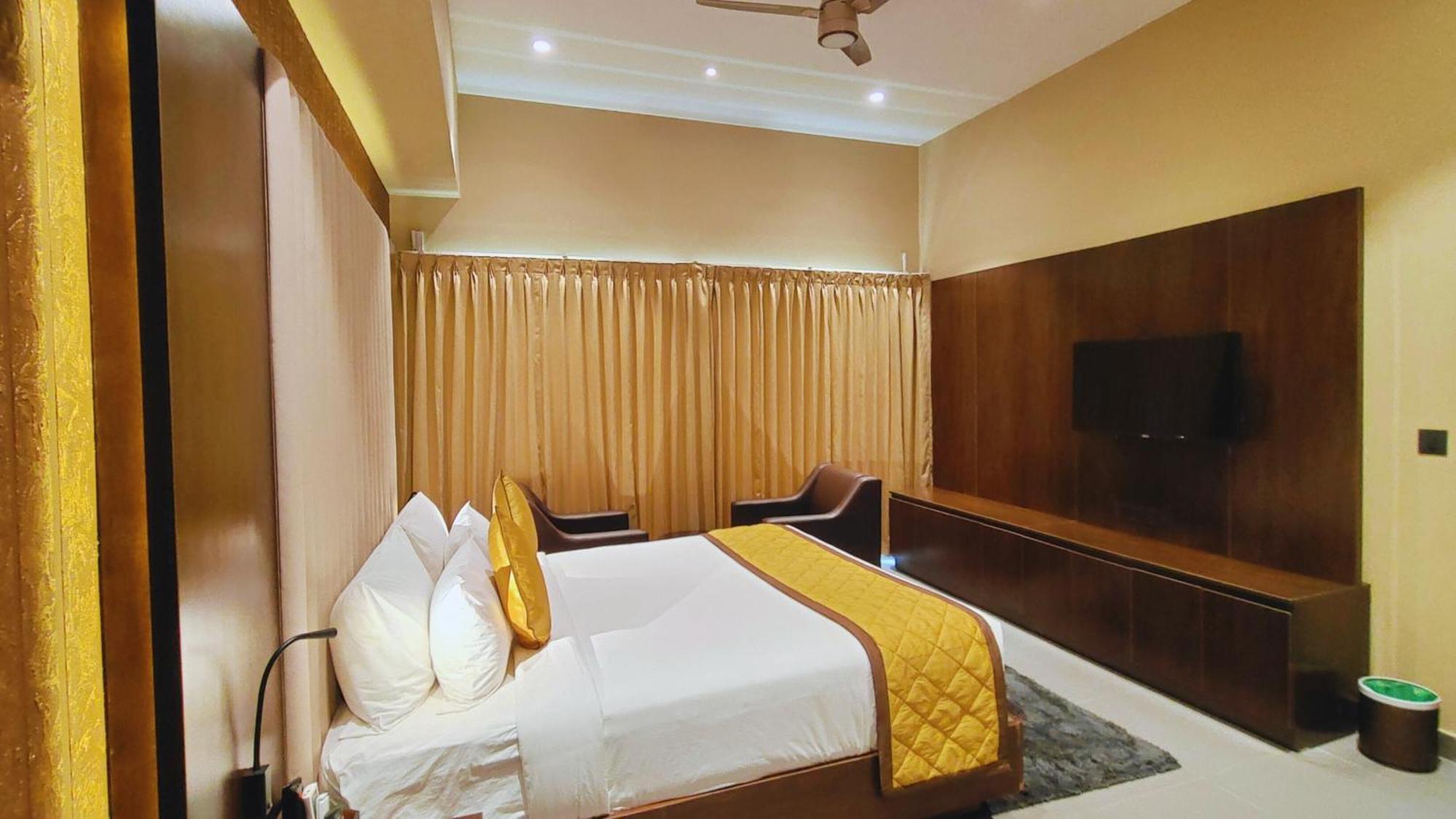 The Aurum Subrahmanya ภายนอก รูปภาพ